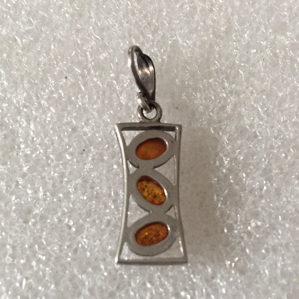 Vintage 925 amber pendent - Picture 2 of 4